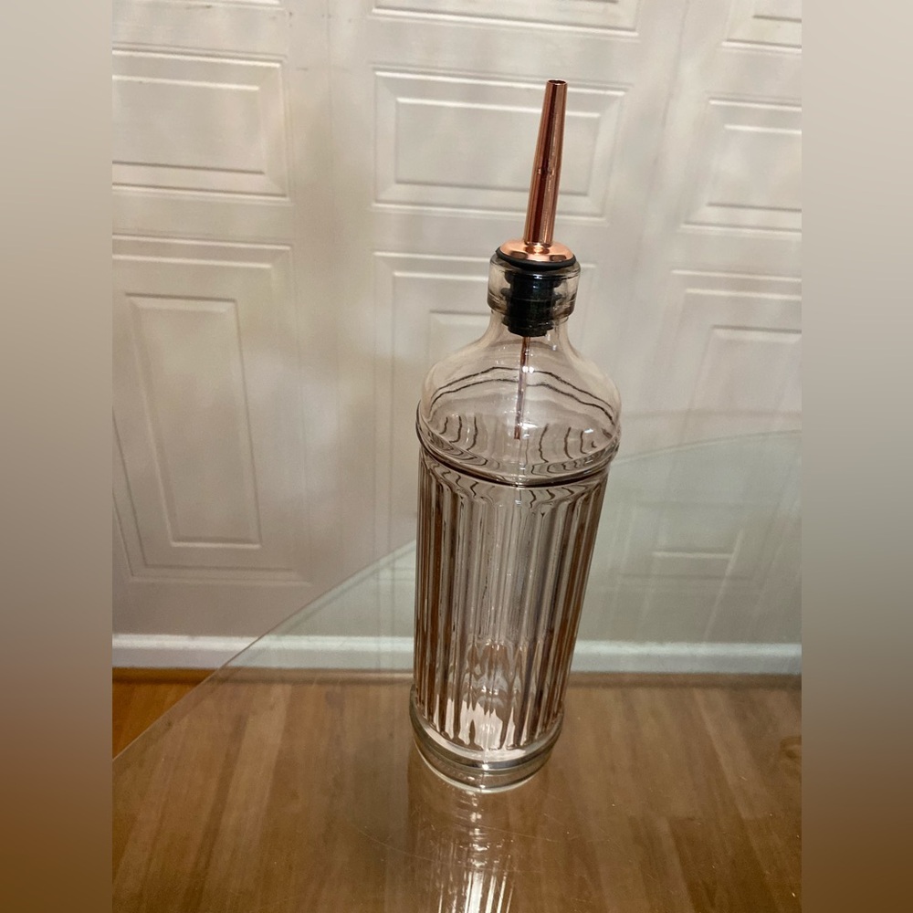 Elegant Glass Bottle with Copper Straw rose gold